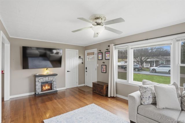 19 Reservoir Avenue, Unionville, NY 10988