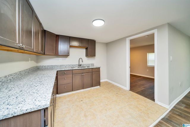 862 HILLVIEW DRIVE, Bessemer, AL 35023