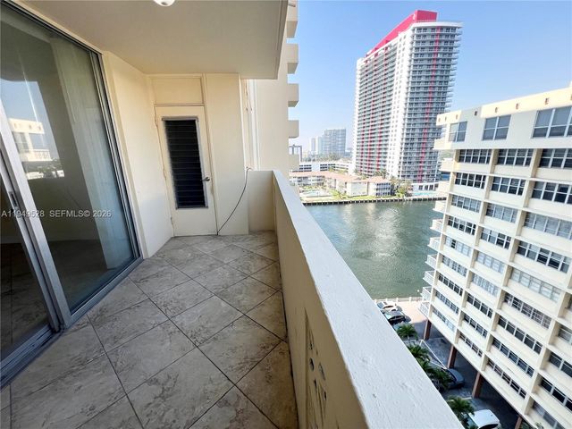 1833 S Ocean Dr 1109, Hallandale Beach, FL 33009