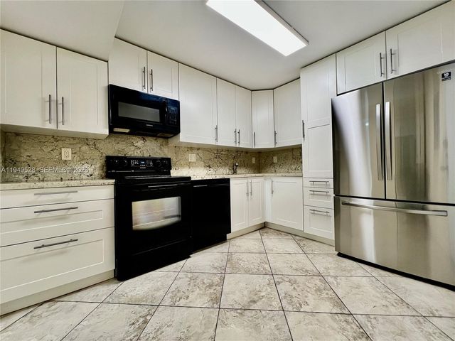 1833 S Ocean Dr 1109, Hallandale Beach, FL 33009