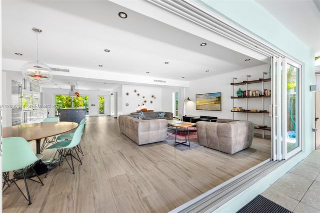 741 86th St, Miami Beach, FL 33141