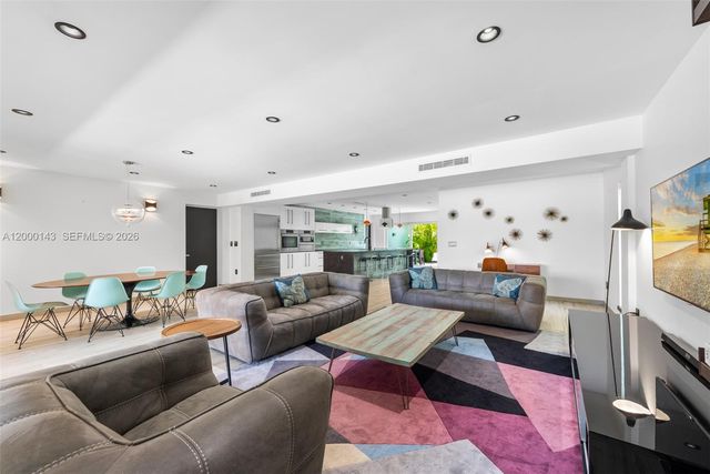 741 86th St, Miami Beach, FL 33141