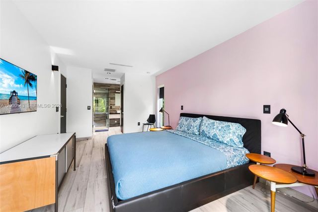 741 86th St, Miami Beach, FL 33141