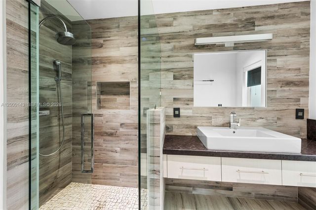 741 86th St, Miami Beach, FL 33141