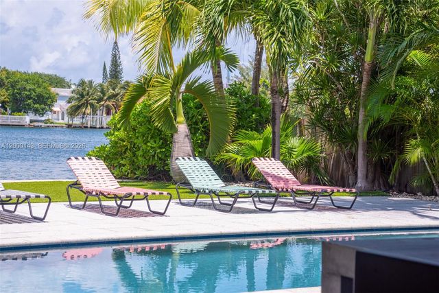 741 86th St, Miami Beach, FL 33141