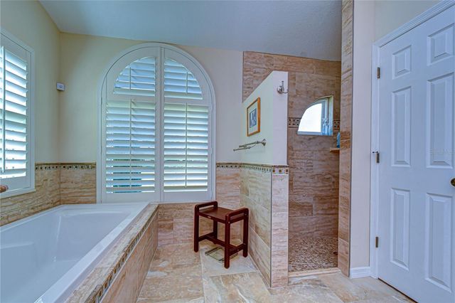 3901 NORTHRIDGE DRIVE, Valrico, FL 33596