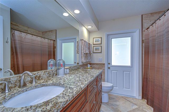 3901 NORTHRIDGE DRIVE, Valrico, FL 33596