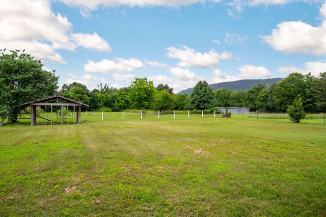 118 Shearer Street, Soddy Daisy, TN 37379