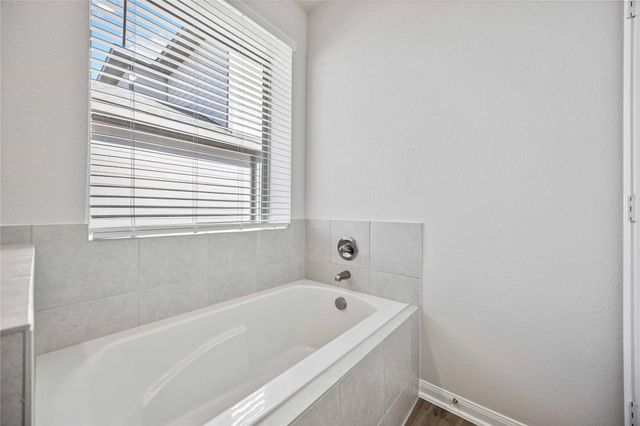 8014 Alamo Court, Beasley, TX 77417