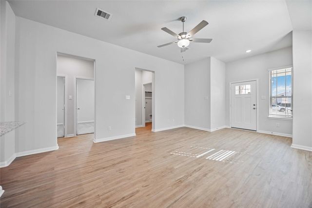 8014 Alamo Court, Beasley, TX 77417