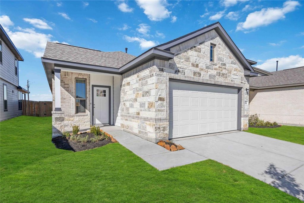 8014 Alamo Court, Beasley, TX 77417
