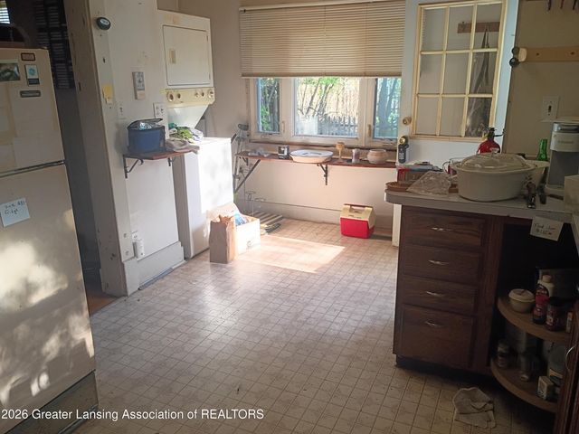 113 W Willow Street, Lansing, MI 48906