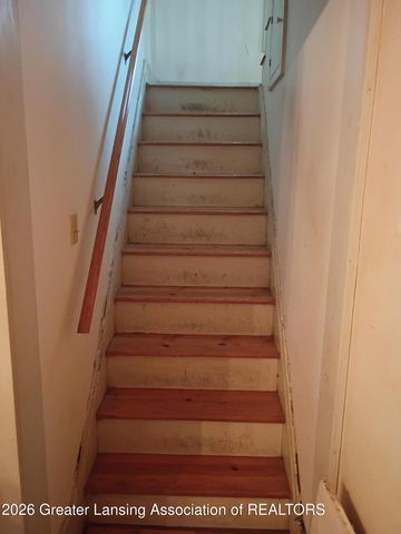 113 W Willow Street, Lansing, MI 48906
