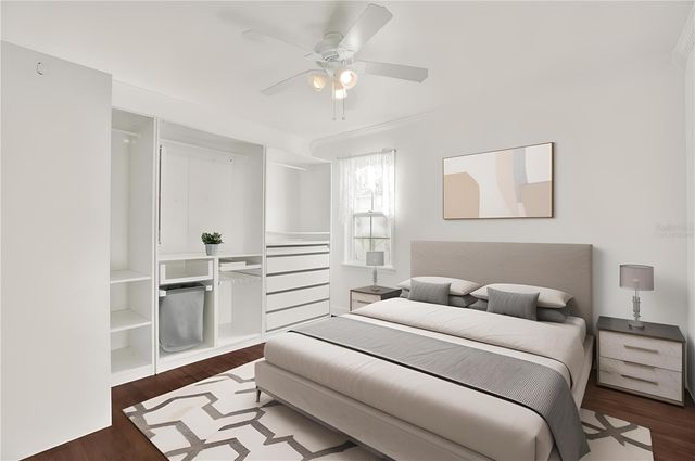 734 37TH AVENUE N, St Petersburg, FL 33704