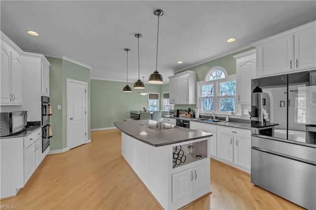 716 River Strand, Chesapeake, VA 23320