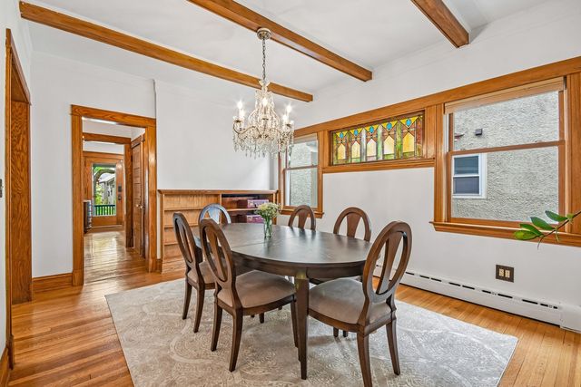 734 Gunderson Avenue, Oak Park, IL 60304