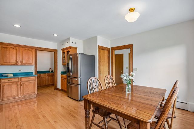 734 Gunderson Avenue, Oak Park, IL 60304