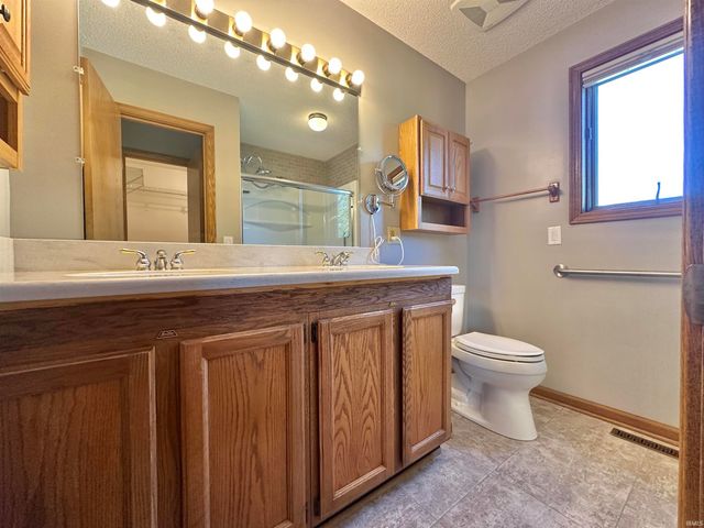 6501 Sedgemore Place, Fort Wayne, IN 46835