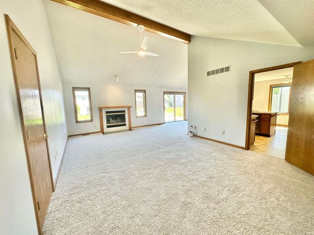 6501 Sedgemore Place, Fort Wayne, IN 46835
