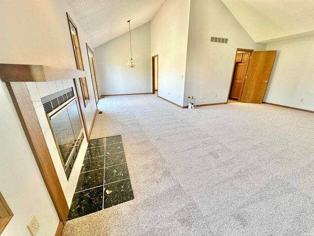 6501 Sedgemore Place, Fort Wayne, IN 46835