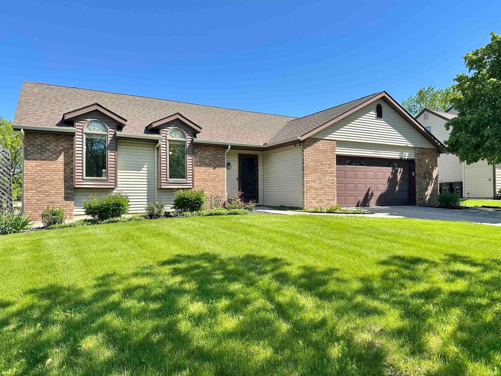 6501 Sedgemore Place, Fort Wayne, IN 46835