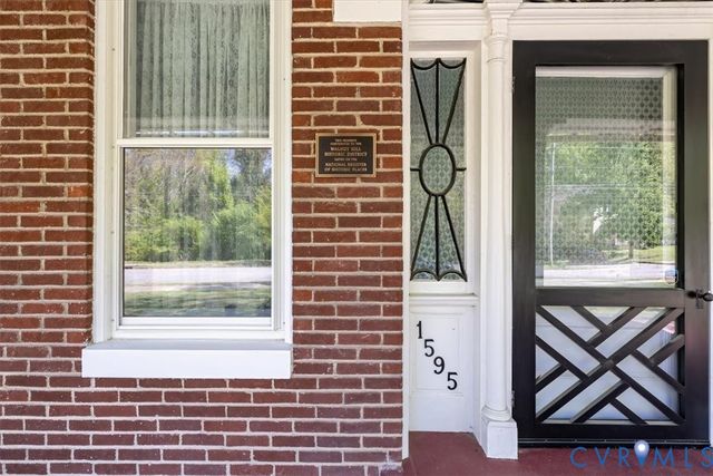 1595 Berkeley Ave, Petersburg, VA 23805