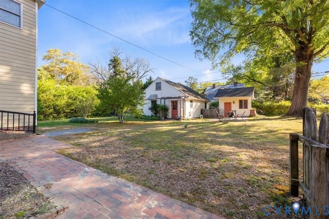 1595 Berkeley Ave, Petersburg, VA 23805