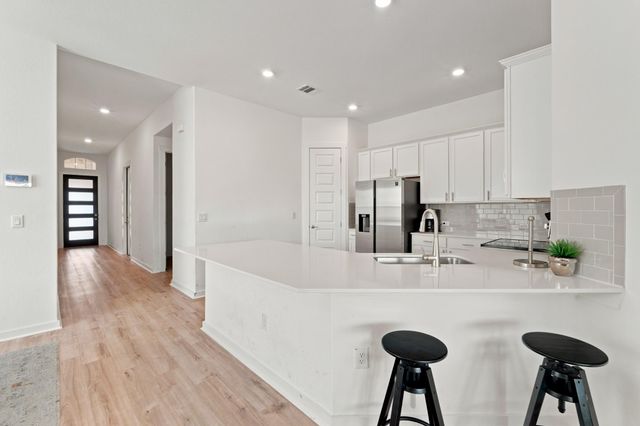 421 Peace Pipe WAY, Georgetown, TX 78628
