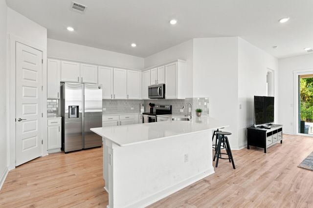 421 Peace Pipe WAY, Georgetown, TX 78628