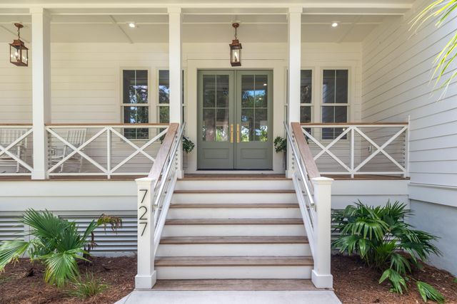 727 Mccants Drive, Mount Pleasant, SC 29464