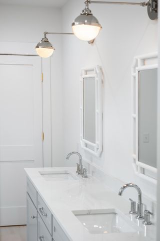 727 Mccants Drive, Mount Pleasant, SC 29464