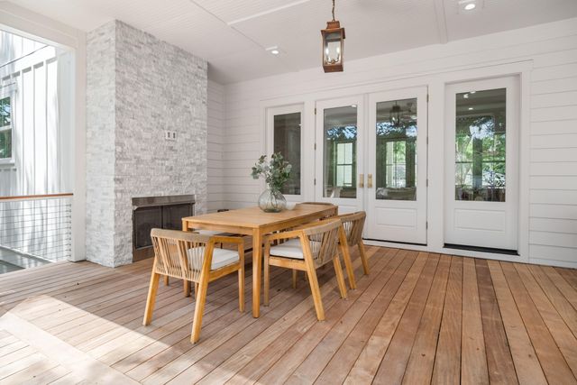 727 Mccants Drive, Mount Pleasant, SC 29464