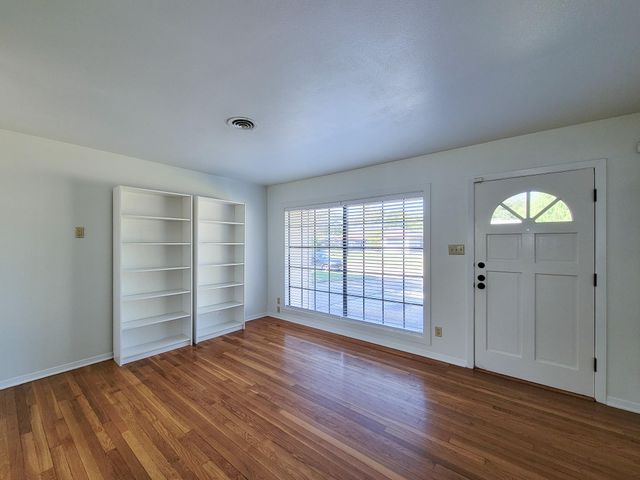 6351 Granite Street, Houston, TX 77092