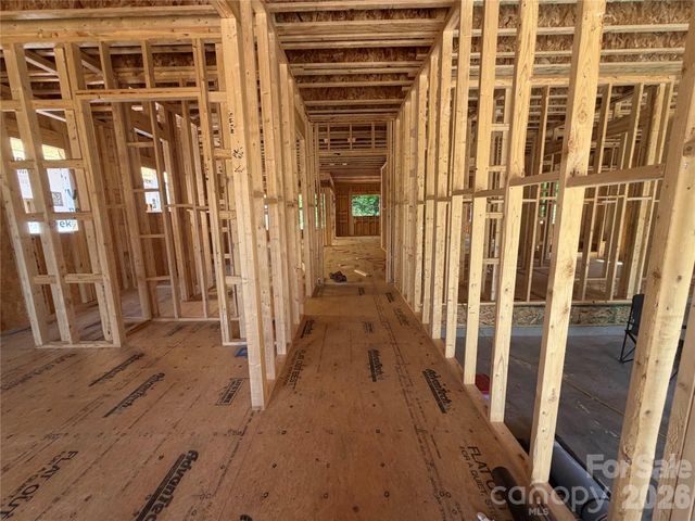 4201 Commonwealth Avenue, Charlotte, NC 28205