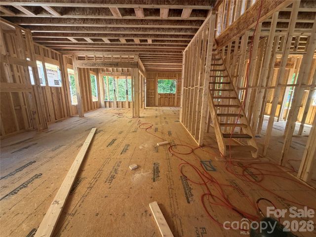 4201 Commonwealth Avenue, Charlotte, NC 28205