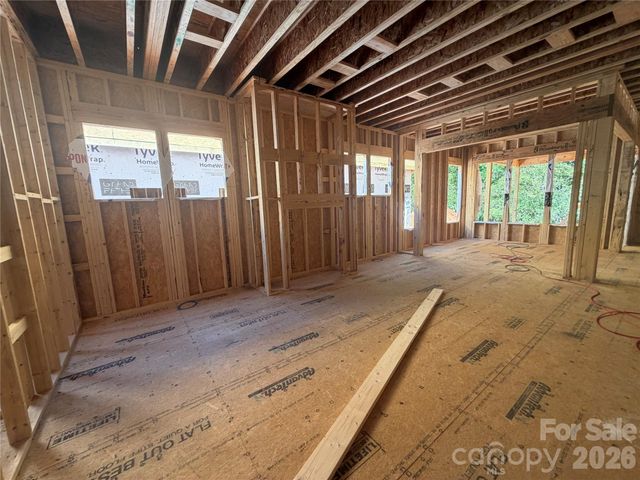 4201 Commonwealth Avenue, Charlotte, NC 28205
