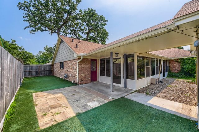 5919 Greenmont Drive, Houston, TX 77092