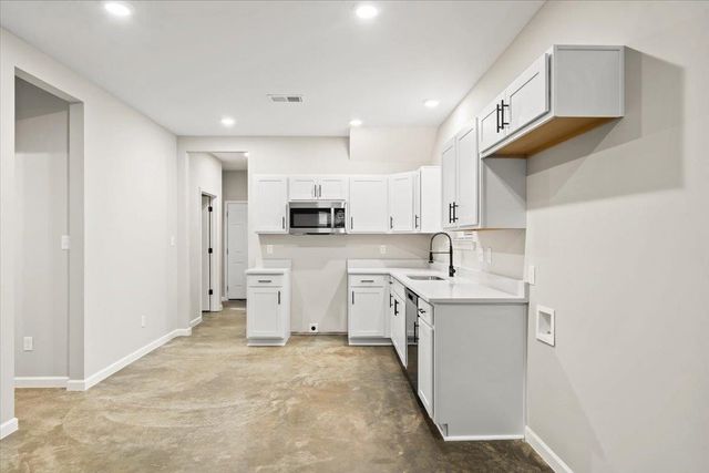 2895 YALE AVE, Memphis, TN 38112