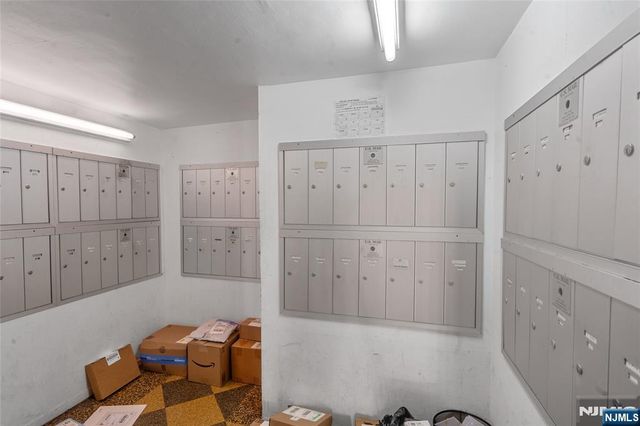 821 Bergen B5, Jersey City, NJ 07306