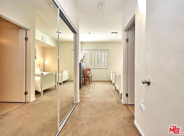2864 Sunset Place 206, Los Angeles, CA 90005