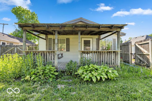 235 N Meridian Street, Greenwood, IN 46143