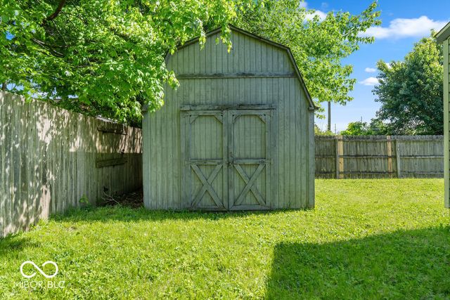 235 N Meridian Street, Greenwood, IN 46143