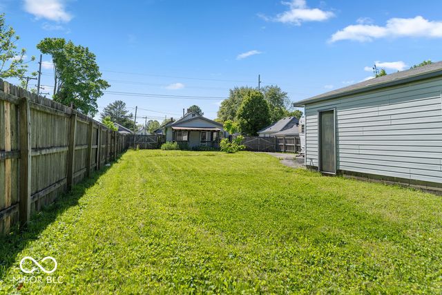 235 N Meridian Street, Greenwood, IN 46143
