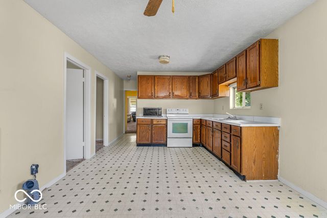 235 N Meridian Street, Greenwood, IN 46143