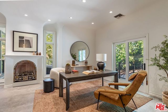 4626 Encino Avenue, Encino (los Angeles), CA 91316