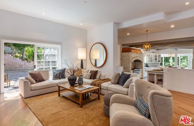 4626 Encino Avenue, Encino (los Angeles), CA 91316