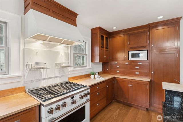 2305 Columbia Street SW, Olympia, WA 98501