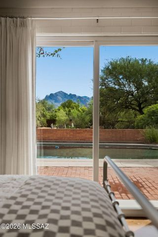 8440 N Romero Avenue, Tucson, AZ 85704