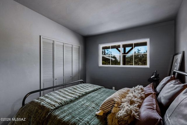 8440 N Romero Avenue, Tucson, AZ 85704