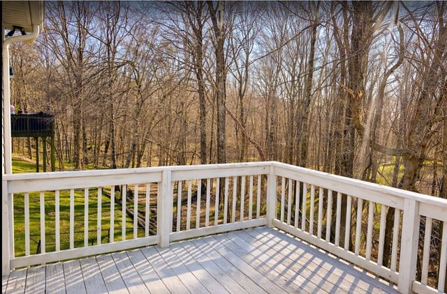 250 Wagoners Way, Westmoreland, TN 37186